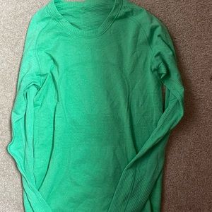 Lululemon swiftly tech long sleeve shirt size 6